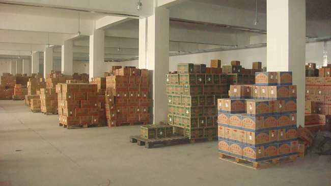 樂(lè )仆全自動(dòng)碼垛機器人調味品行業(yè)解決方案